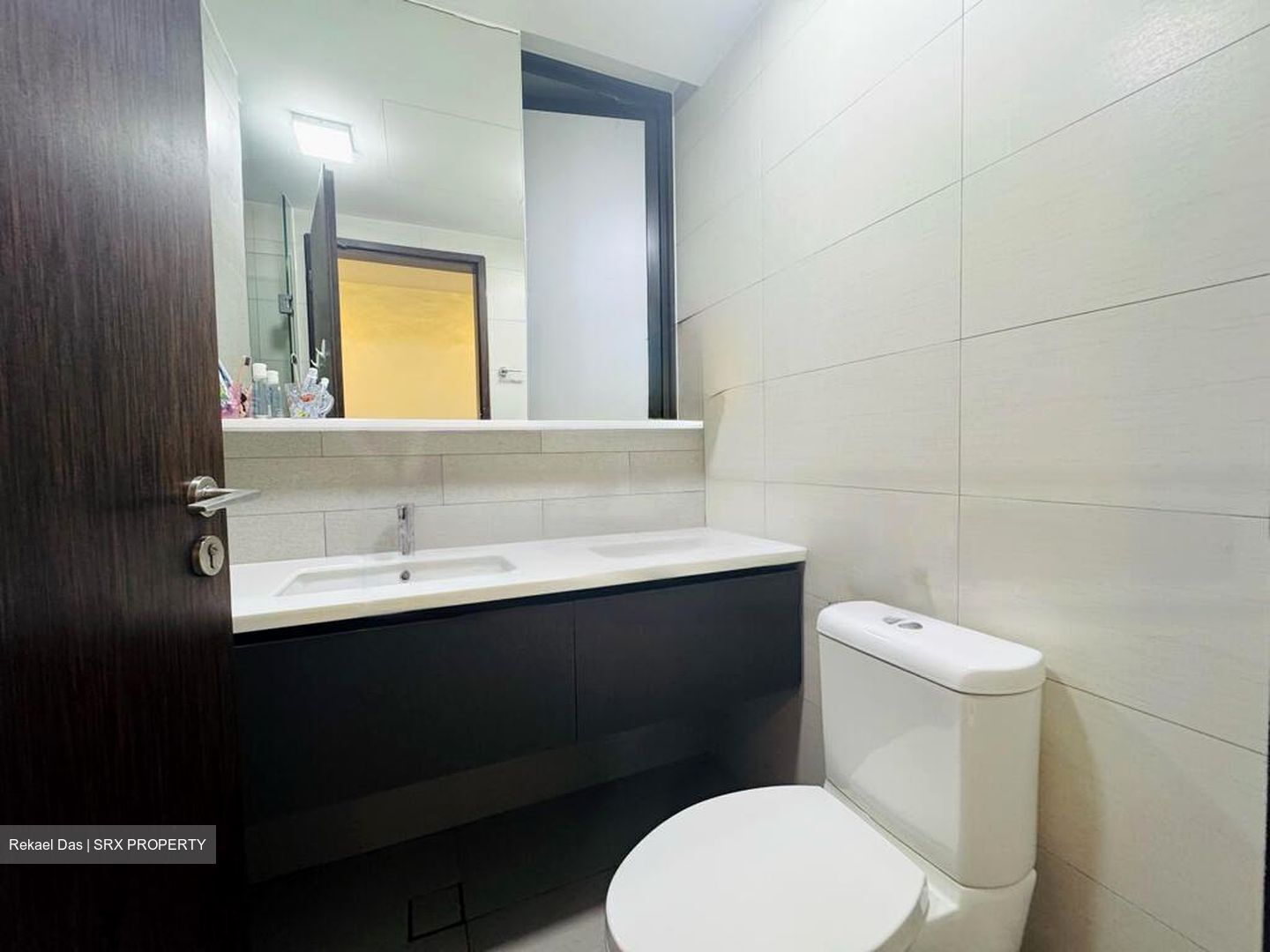 d'Nest (D18), Condominium #563768211